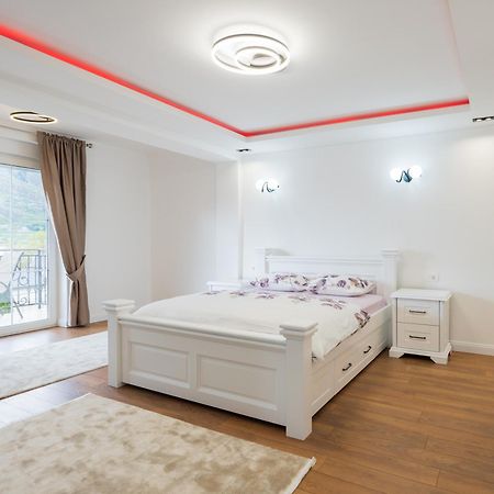 Ema Apartments Plav Bagian luar foto