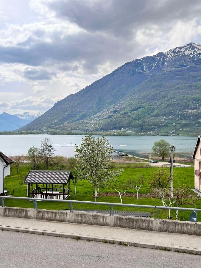 Ema Apartments Plav Bagian luar foto