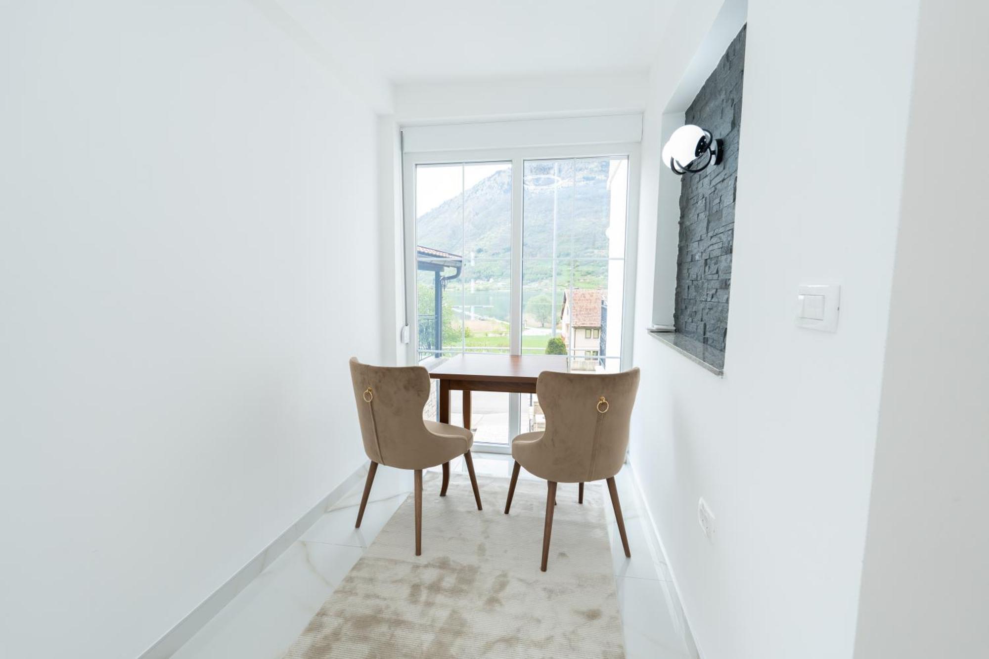 Ema Apartments Plav Bagian luar foto
